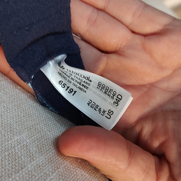 💕EUC Wacoal Brand Intimates Ladie's Embrace Lace Unlined Underwire Lace Bra, 34 - Picture 10 of 10